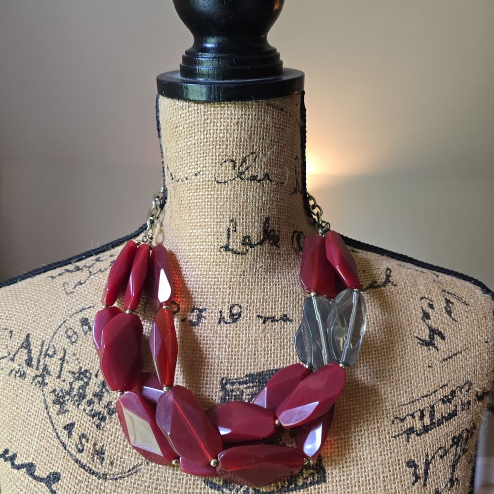 Elegant Red and Silver Statement Necklace